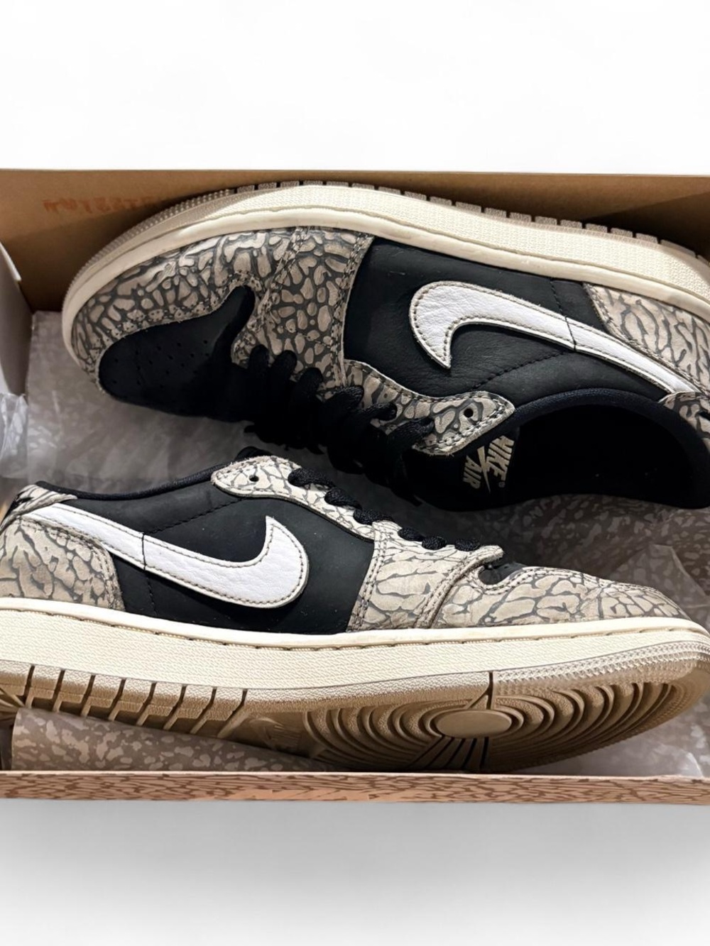 Nike Air Jordan 1 Low OG “Black Cement” Sneakers – Women’s Size 7.5 – OG Box - Picture 2 of 7